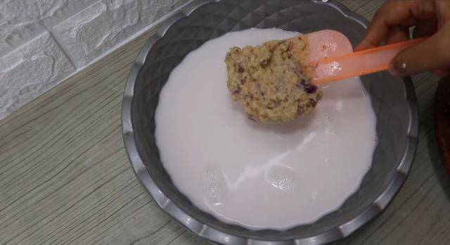 gambar santan dan bumbu gudeg nangka (youtube.com/Ika Mardhatillah)