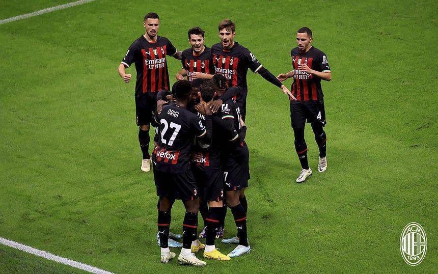 selebrasi gol pemain AC Milan (acmilan.com)