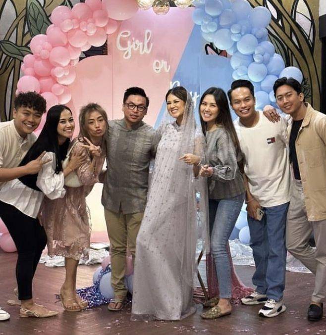 10 Momen Syukuran dan Gender Reveal Kehamilan Atries Angel (instagram.com/atriesangel)