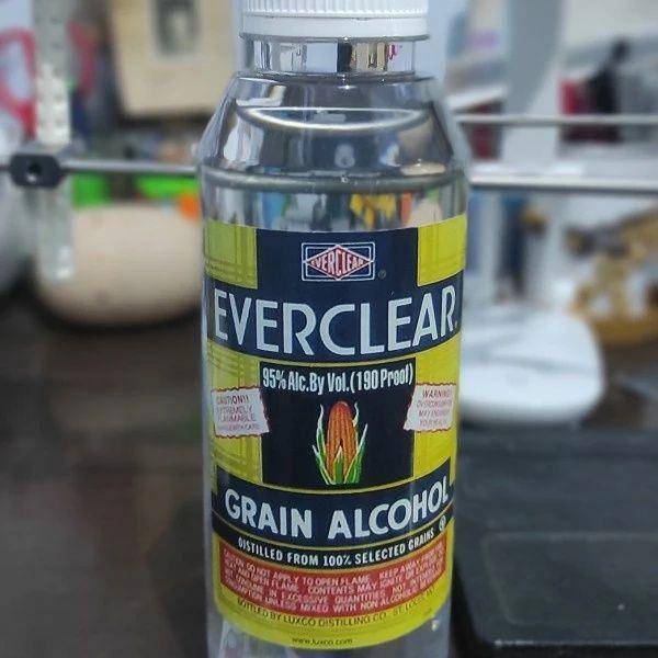 Ilustrasi everclear (shopee.co.id)