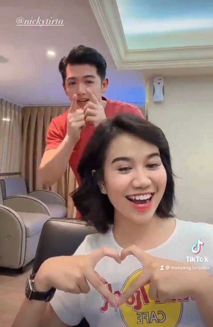 potret Mayang potong rambut (instagram.com/mayaaang.lucyaana)