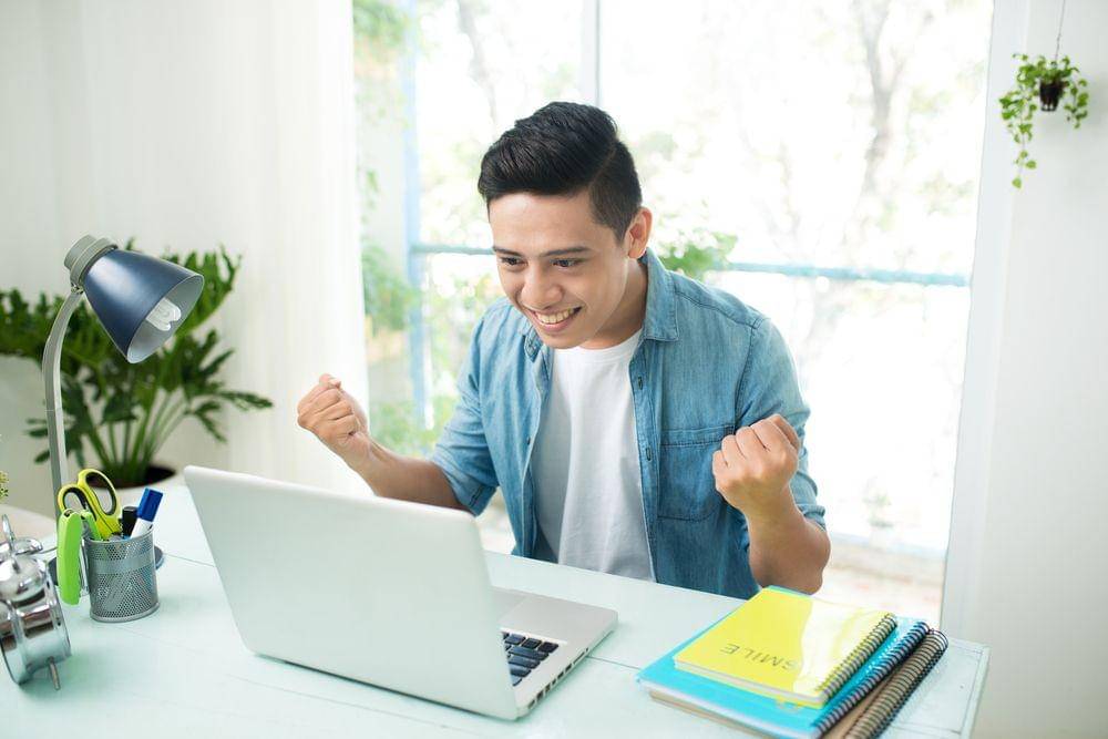 Ilustrasi bangga. (ShutterStock/Makistock)