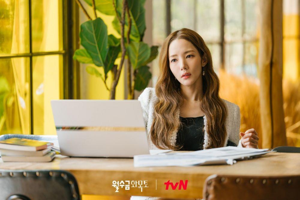 [QUIZ] Kalau Jadi Park Min Young, Kamu Bakal Berjodoh Sama Siapa?