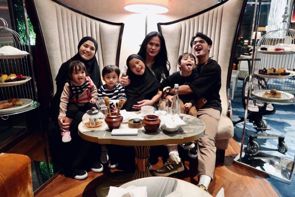 Keluarga Ricky Harun (instagram.com/rickyharun)