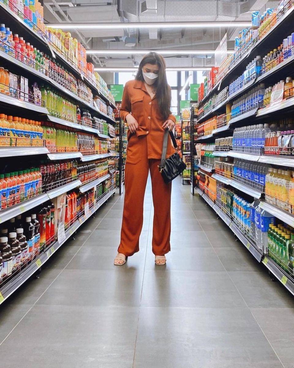 OOTD kasual ala Vindyka Giselle (instagram.com/vindykagiselle)