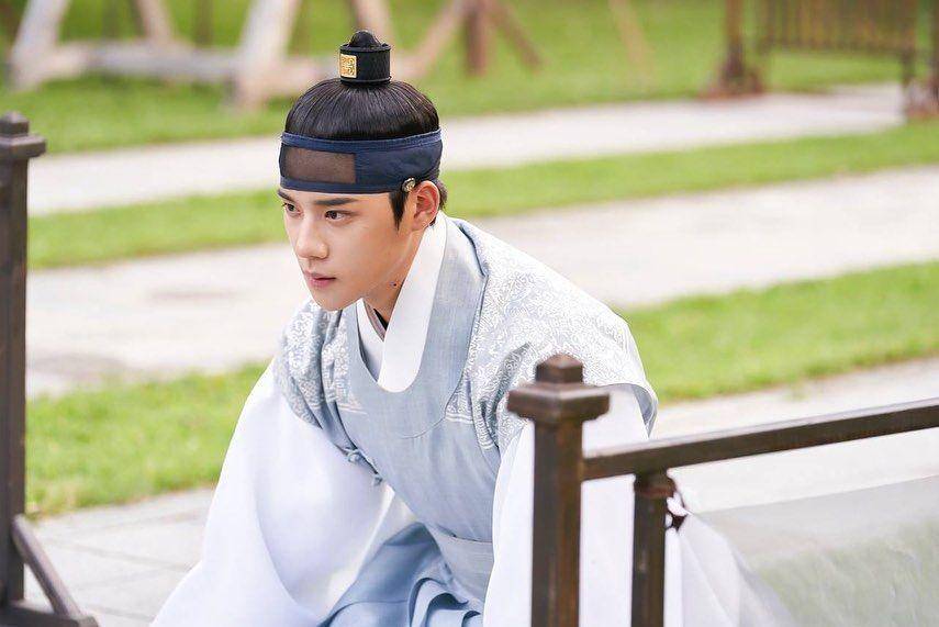 Still Cut drama Korea Under the Queen's Umbrella (Instagram.com/hs_kim_95/)