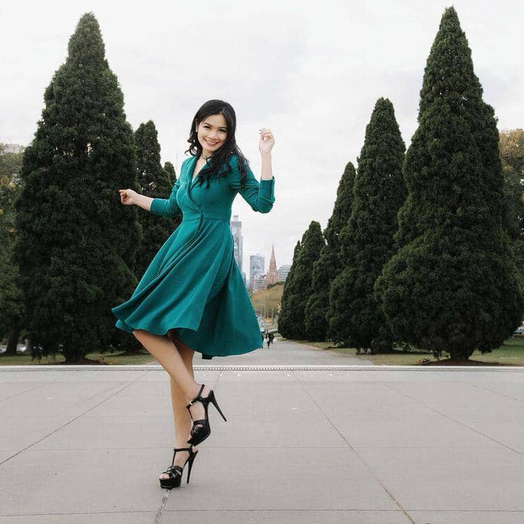 OOTD Mini Dress Ala Titi Kamal (instagram.com/titi_kamall)