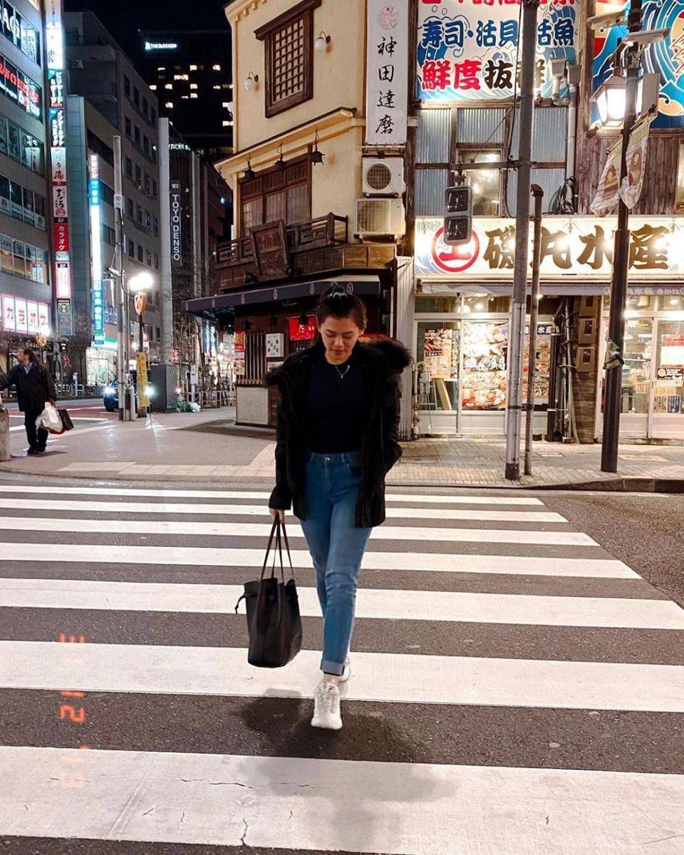 OOTD kasual ala Vindyka Giselle (instagram.com/vindykagiselle)