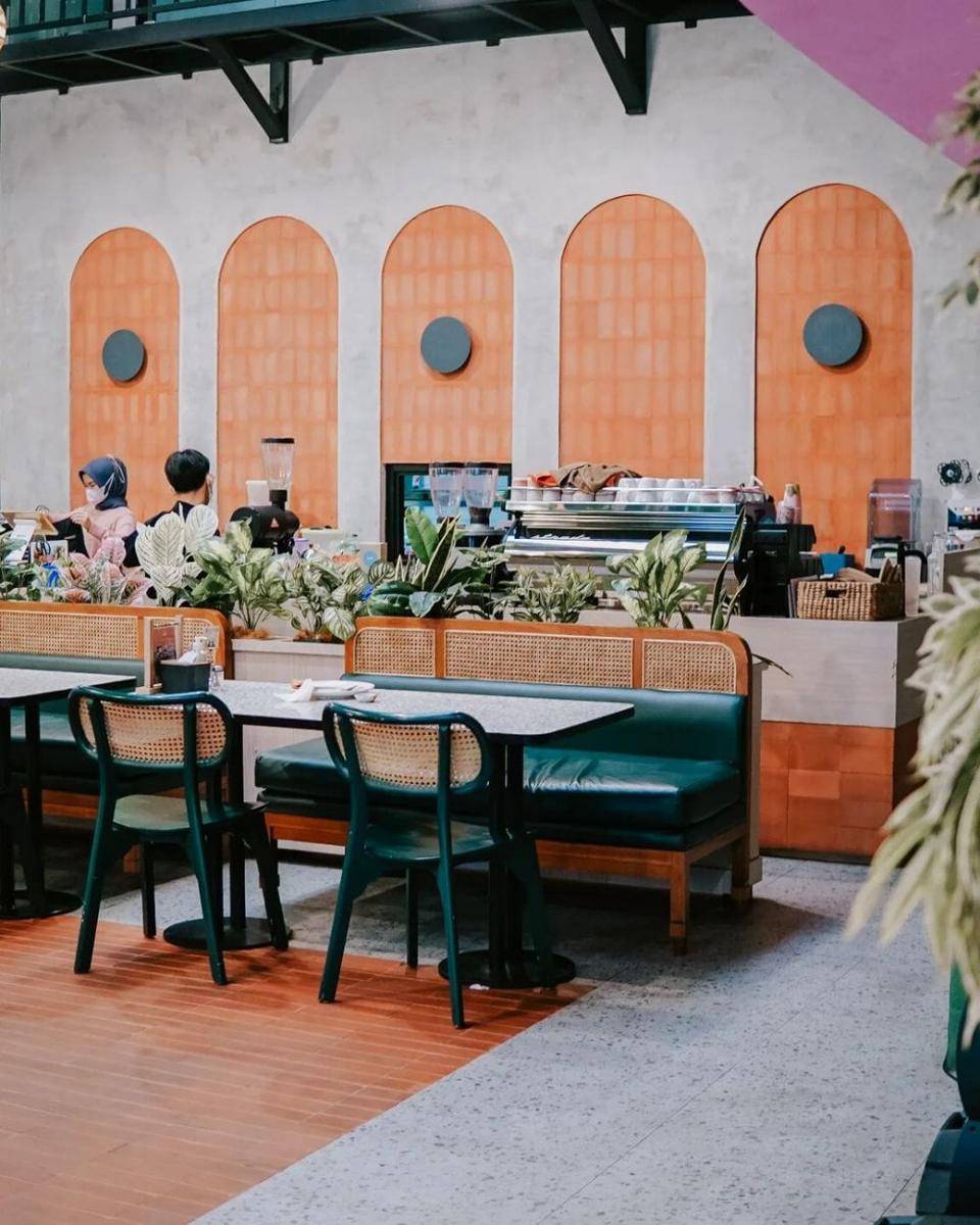 La Isola Caffe (instagram.com/laisolacaffe.id)