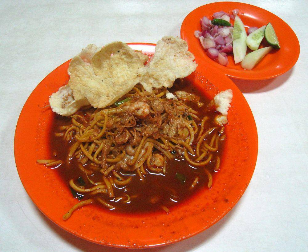 mie Aceh (commons.wikimedia.org/Gunawan Kartapranata)