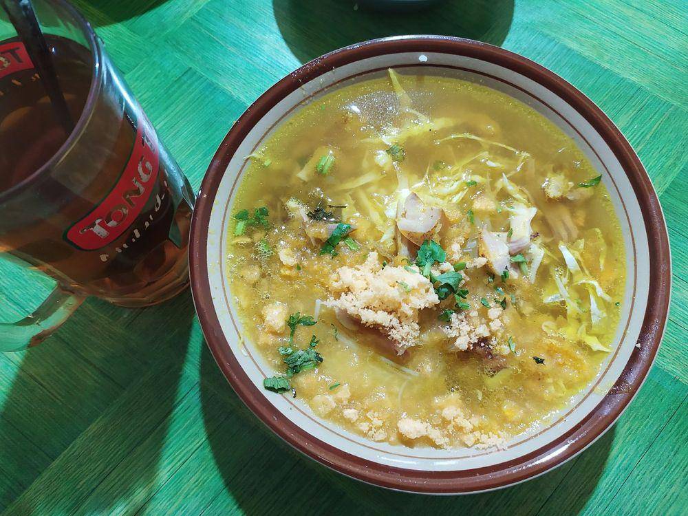 soto Lamongan (commons.wikimedia.org/Wiwik P)