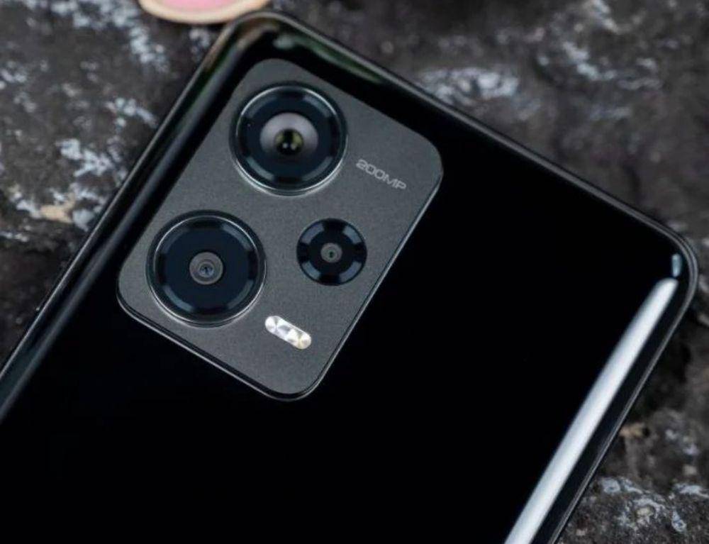 potret kamera Xiaomi Redmi Note 12 Explorer (gsminsark.com)