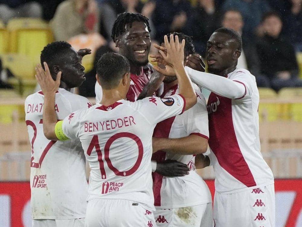 Para pemain AS Monaco merayakan gol (instagram.com/asmonaco)