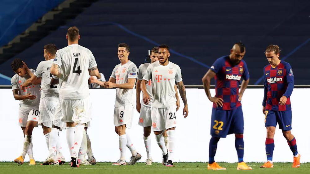Para pemain Bayern Munich merayakan gol ke gawang Barcelona di perempat final Liga Champions 2019/2020 (fcbayern.com)