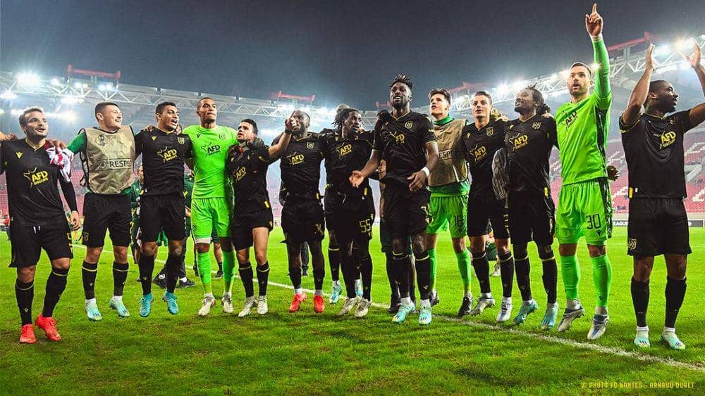 Para pemain FC Nantes merayakan kemenangan di Europa League (instagram.com/fcnantes)