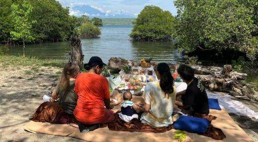 momen liburan keluarga Nadine (instagram.com/nadinelist)