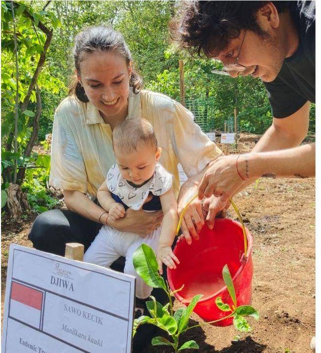 momen liburan keluarga Nadine (instagram.com/nadinelist)