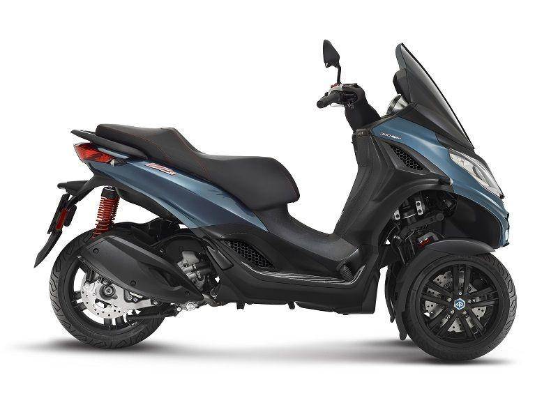 Fitur-fitur Piaggio MP3 300 hpe Sport lumayan lengkap (dok. PID)