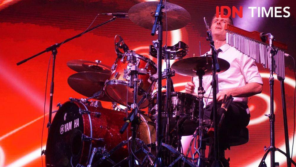 momen konser Michael Learns to Rock pada Selasa (8/11/2022) (Dok. IDN Times/Elizabeth Chiquita)
