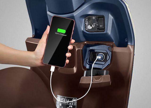 Tips Merawat Power Charger Motor Biar Ngecharge Terus Saat Mudik