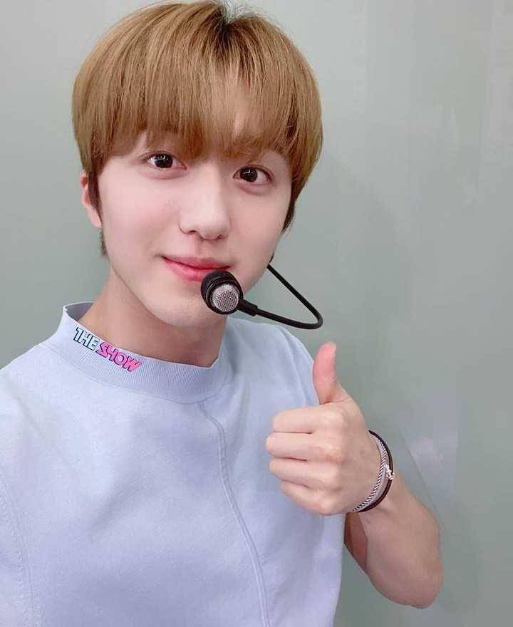 Chani SF9 ketika menjadi idol (instagram.com/handsome_chani)