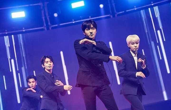 Chani SF9 ketika di panggung (instagram.com/handsome_chani)