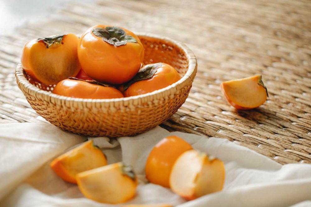 6 Fakta Tersembunyi Buah Kesemek, Sudah Pernah Makan?