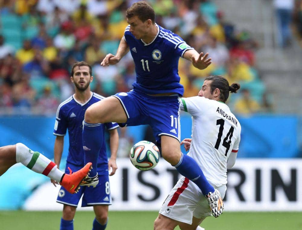 Edin Dzeko ketika membela Bosnia-Herzegovina di Piala Dunia 2014. (twitter.com/FIFAMuseum)