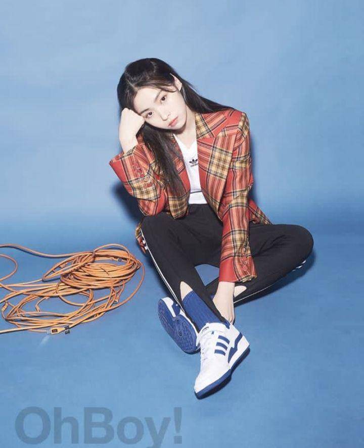 OOTD ala Ryujin ITZY (instagram.com/ryujin_itzy)