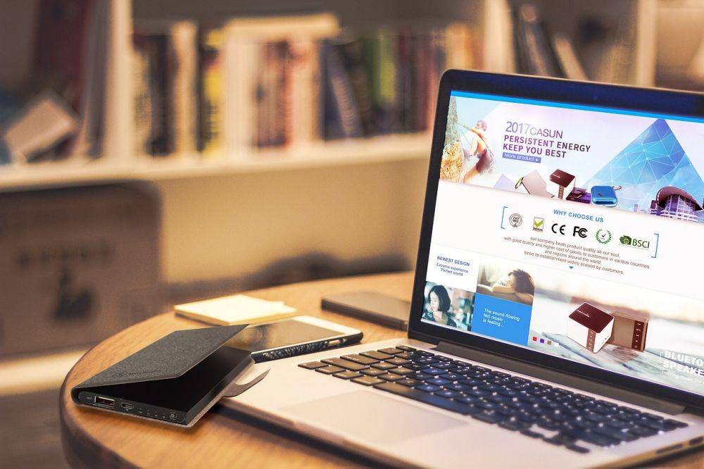 ilustrasi power bank laptop (pixabay.com/Chao Huang)