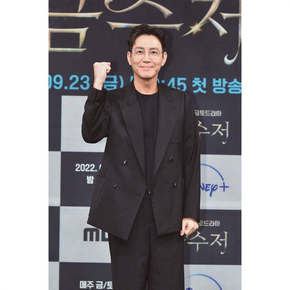 Choi Won Young (instagram.com/sarament_official)