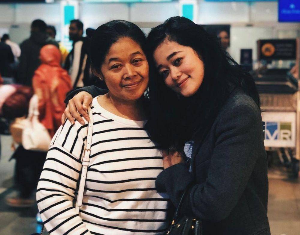 Gisela Cindy bersama mama tercinta (instagram.com/giselacindy12)