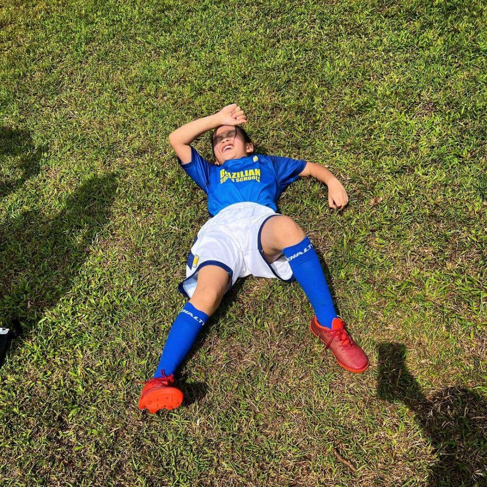 potret Kala Madali bermain bola (instagram.com/zaskiadyamecca)