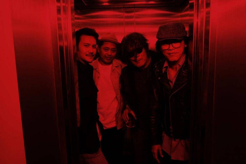 Headlong Journey (Quarantine), Single Baru The Hours of Silence