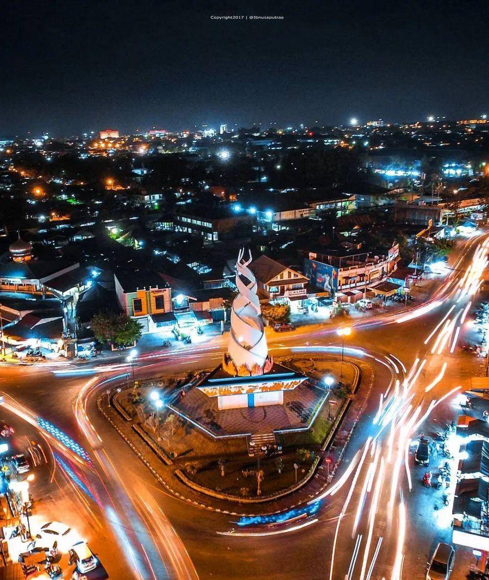 Potret Monumen Padang Area (instagram.com/ibnusaputraa)