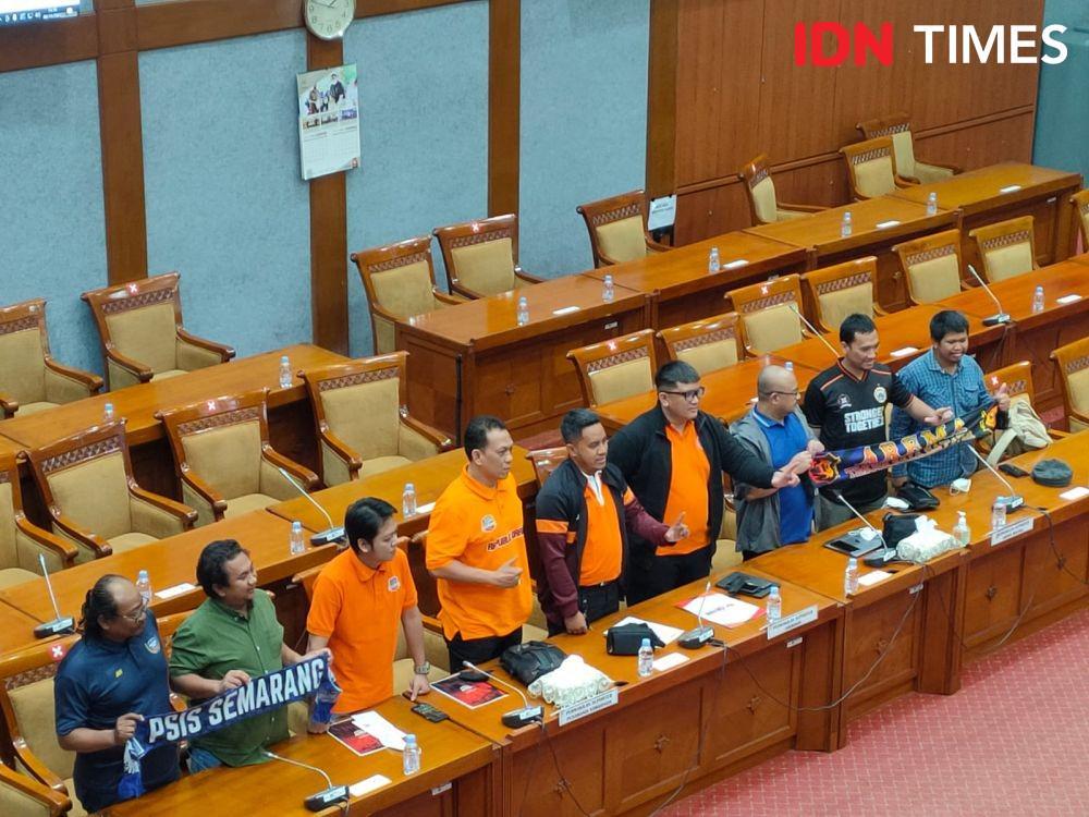 Kritik Pedas Ketum The Jakmania soal Kelanjutan Liga 1
