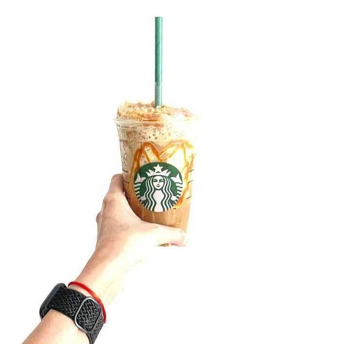 frappuccino (instagram.com/allegra.vox)