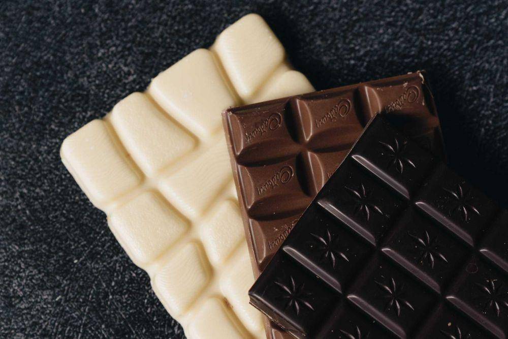 ilustrasi dark chocolate (pexels.com/@alleksana)