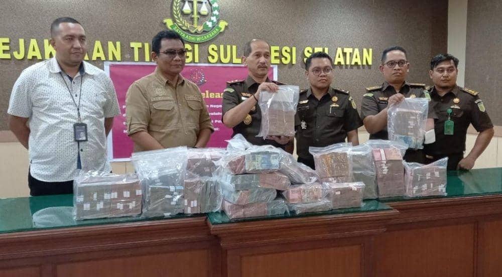 27 Orang Kembalikan Uang Korupsi Honor Satpol PP Makassar, Ada Camat