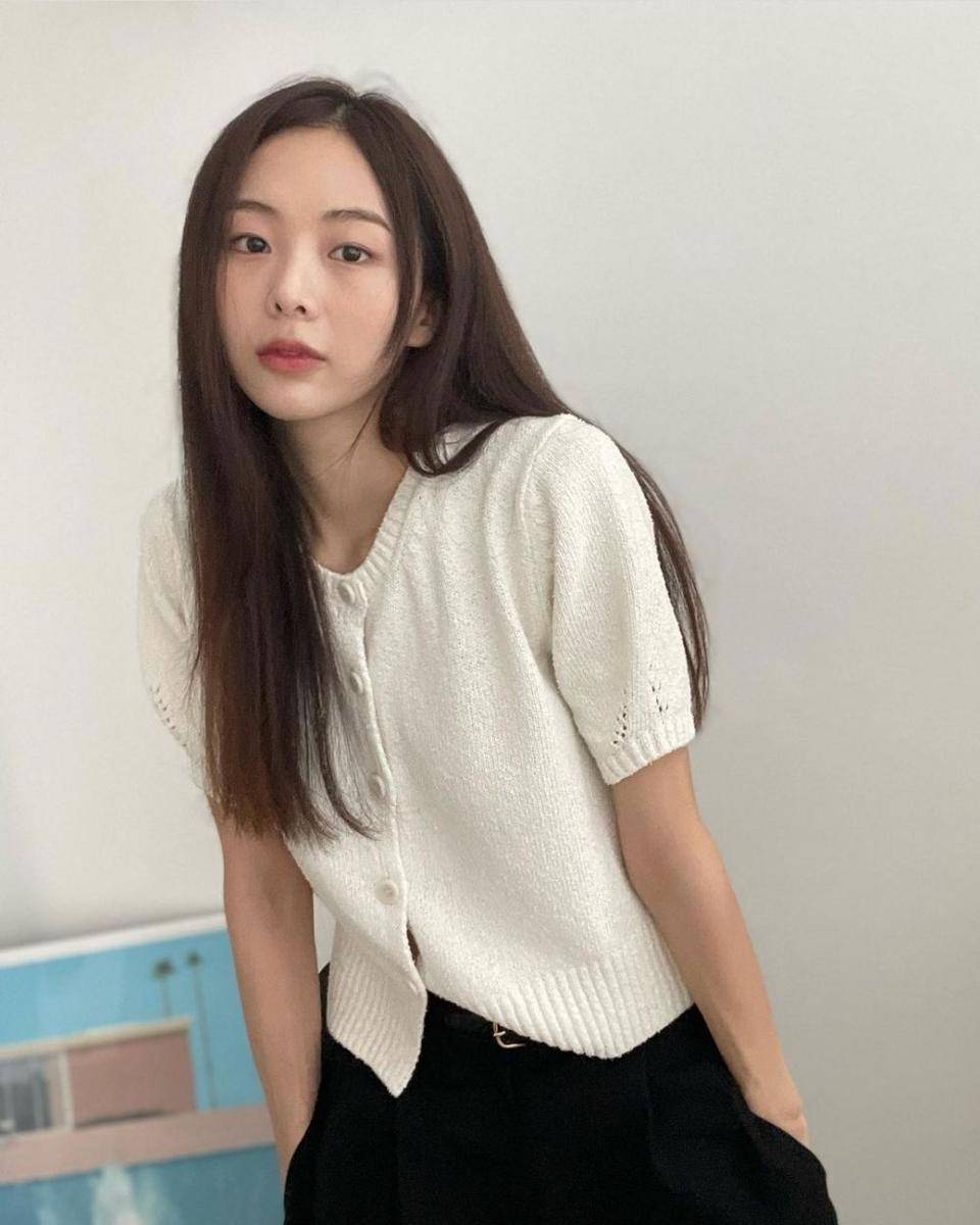 Geum Sae Rok (instagram.com/goldnewrok)
