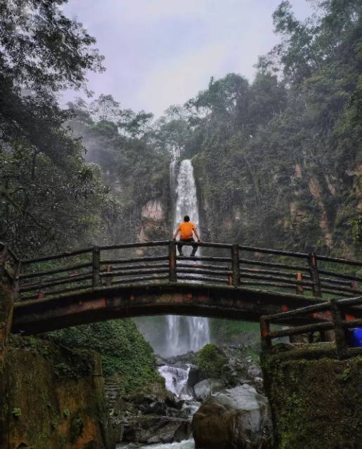 Grojogan Sewu (instagram.com/iwanrafli_2)