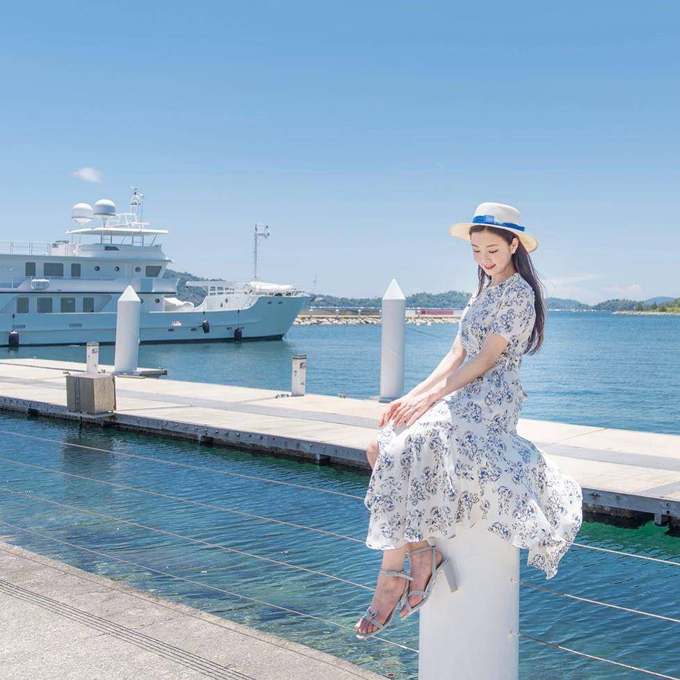 OOTD casual ala Lee Se Hee (instagram.com/se.22)