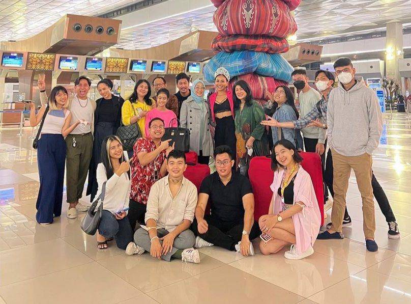 Potret Karina Basrewan Bertolak ke Filipina untuk Berlaga di Ajang Miss Earth 2022 (Instagram.com/dpidamuofficial)