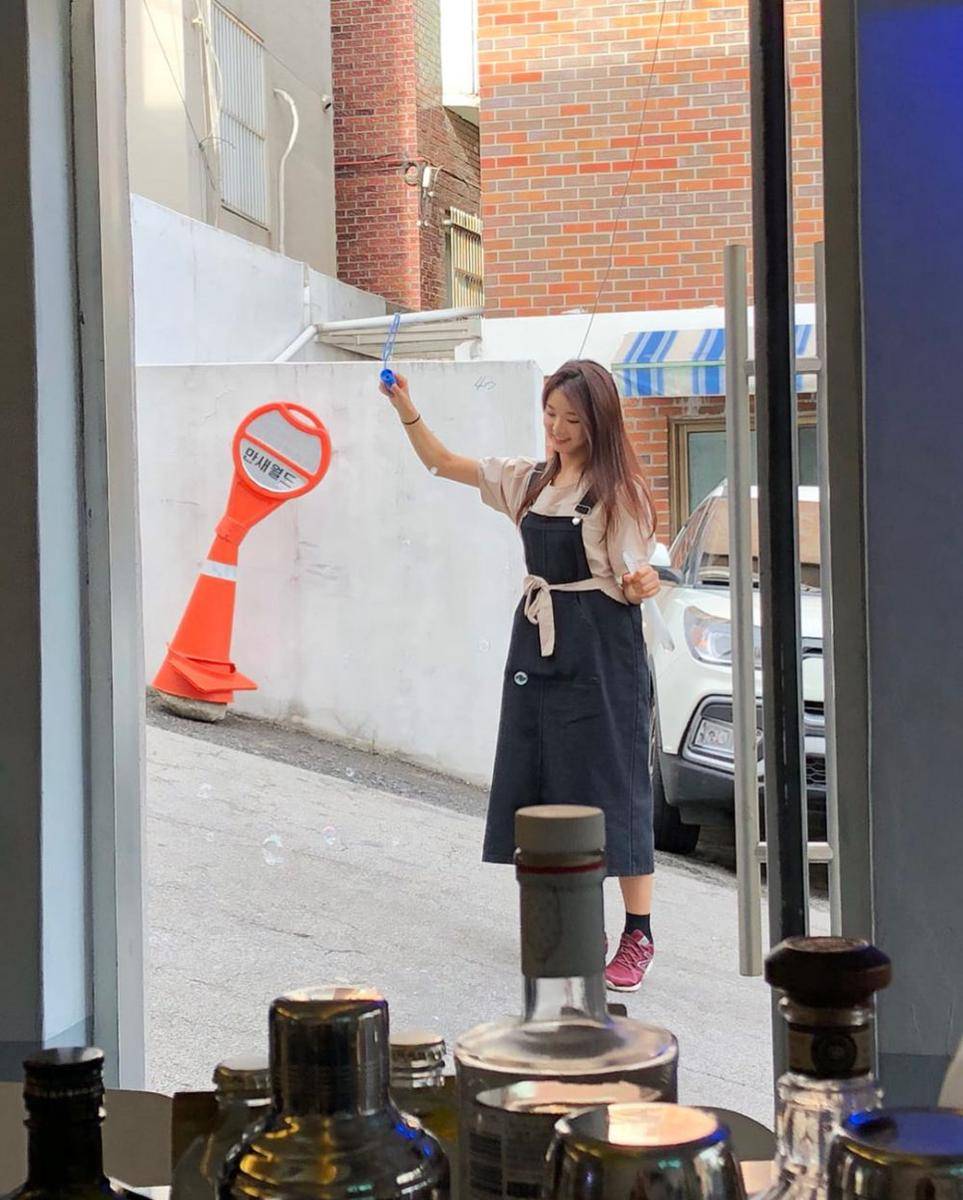 OOTD casual ala Lee Se Hee (instagram.com/se.22)