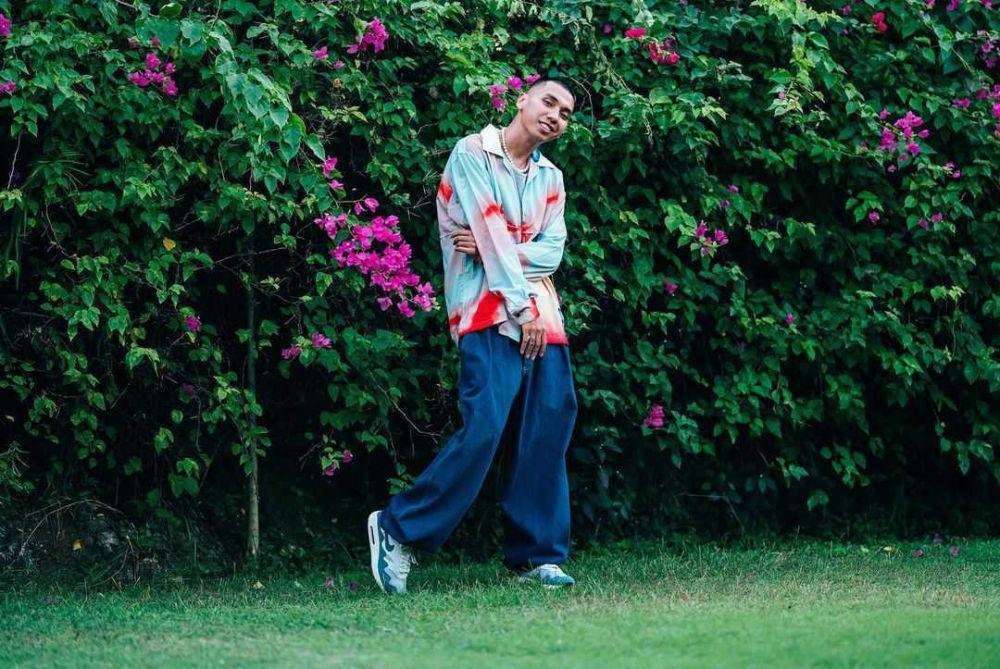 10 OOTD Stylish dan Nyentrik ala Rayi RAN, Kece Maksimal!