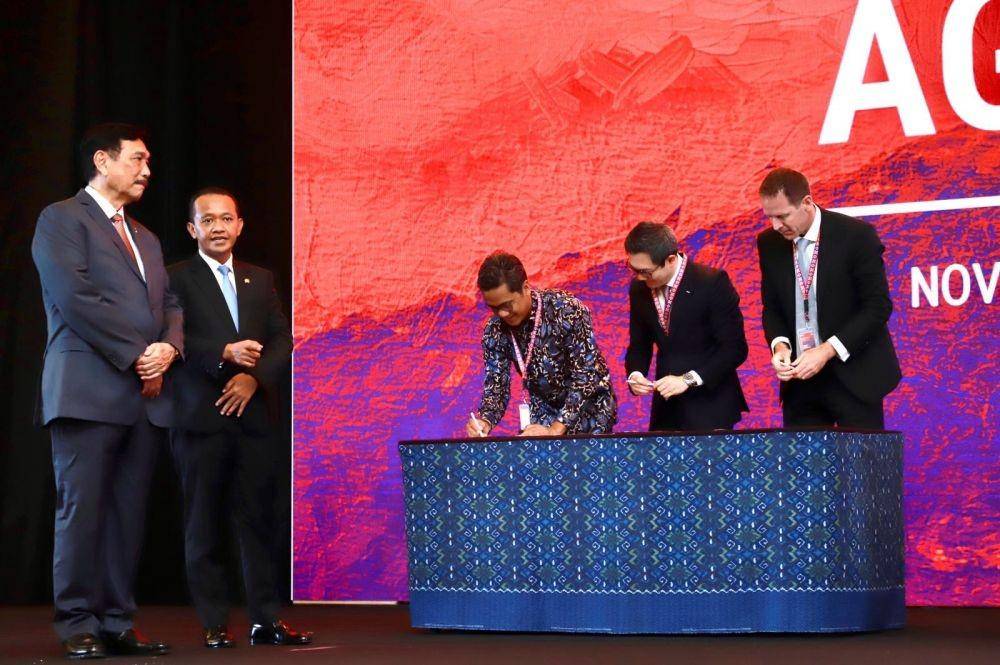 Pertamina NRE, Keppel Infrastructure, dan Chevron Menandatangani Perjanjian Untuk Mengeksplorasi Proyek Pengembangan Hidrogen Hijau dan Amonia Hijau di Indonesia. (Dok. Pertamina)