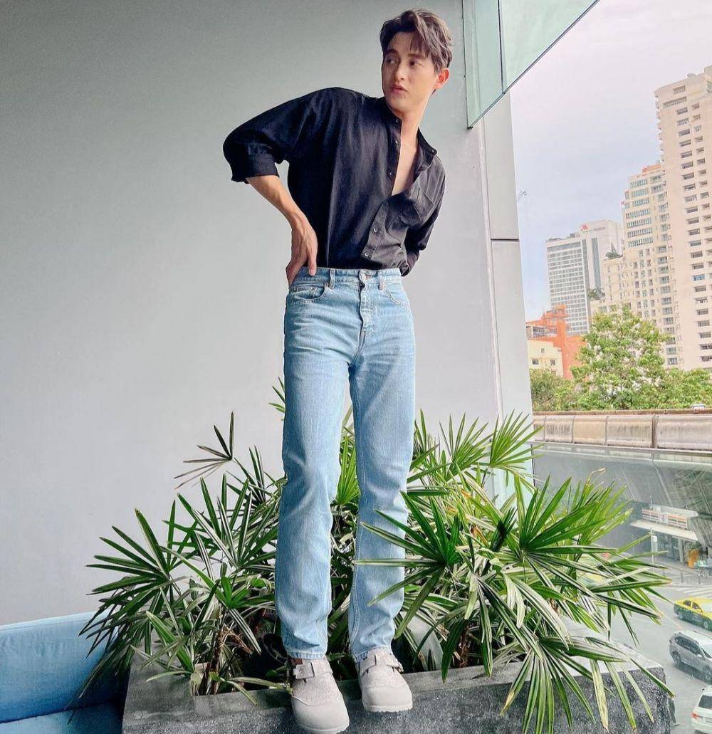 James Jirayu (instagram.com/jirayu_jj)