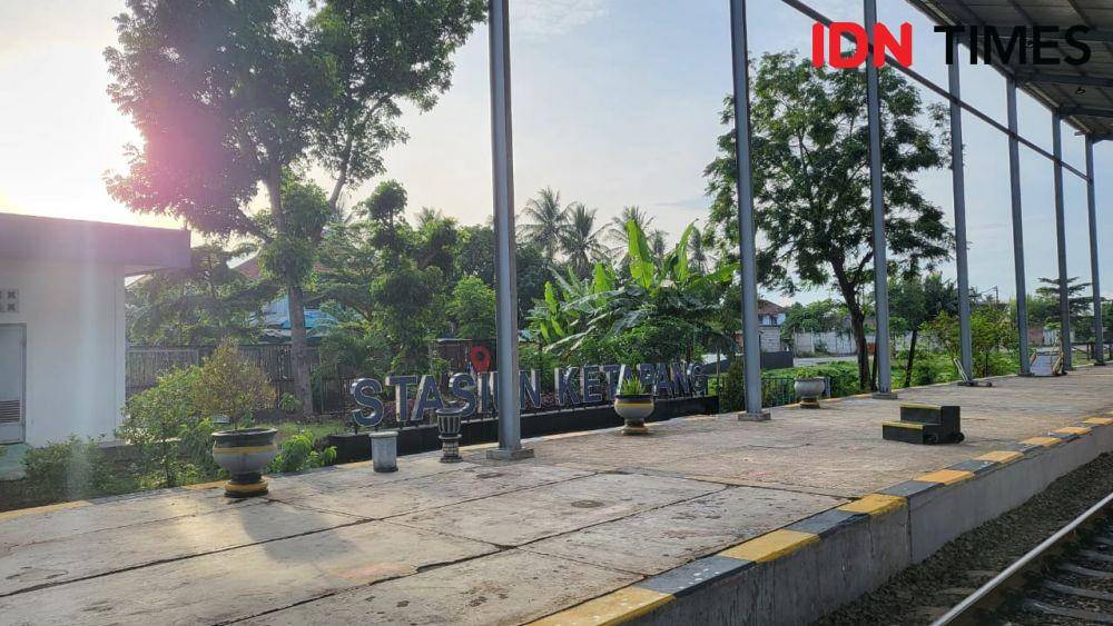 Stasiun Ketapang di Banyuwangi, Jawa Timur (IDN Times/Ridwan Aji Pitoko)