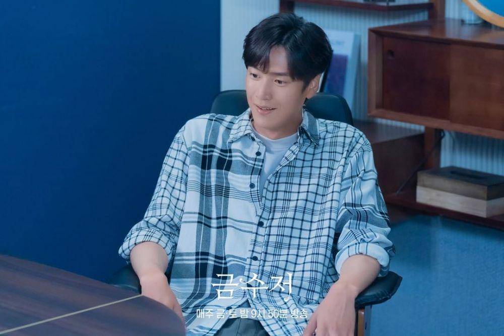 Na In Woo berperan sebagai tukang kebun di drakor The Golden Spoon (instagram.com/mbcdrama_now)