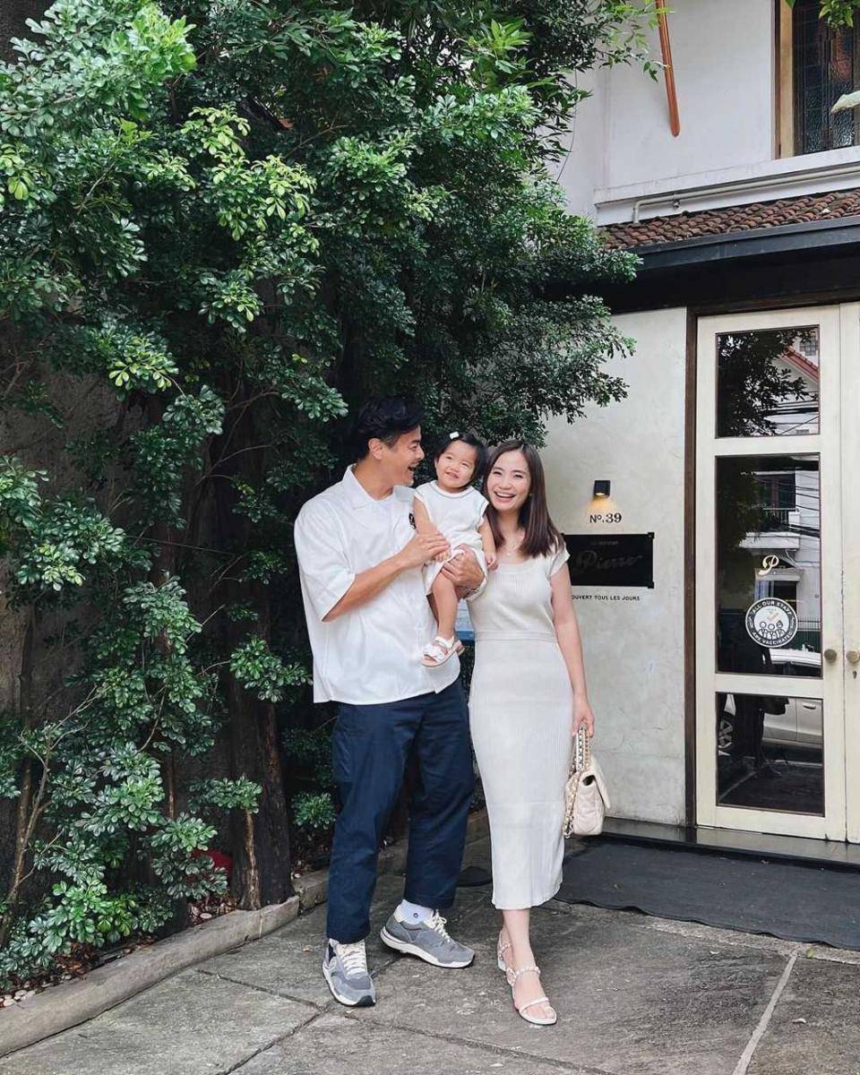 potret Dion Wiyoko dan anaknya (instagram.com/@dionwiyoko)